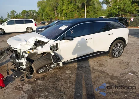 2025 Cadillac Optiq Luxury 2 Awd z USA, uszkodzony, nr VIN 3GYK3DMR5SS140745